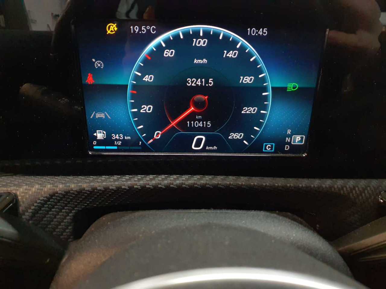 Mercedes-Benz CLA 200 d 4Matic Shooting Brake 8G-DCT 11
