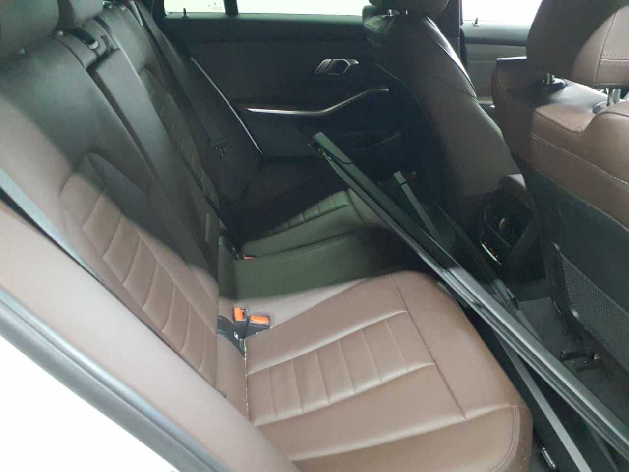 Bmw 320i Touring Aut. M Sport 14