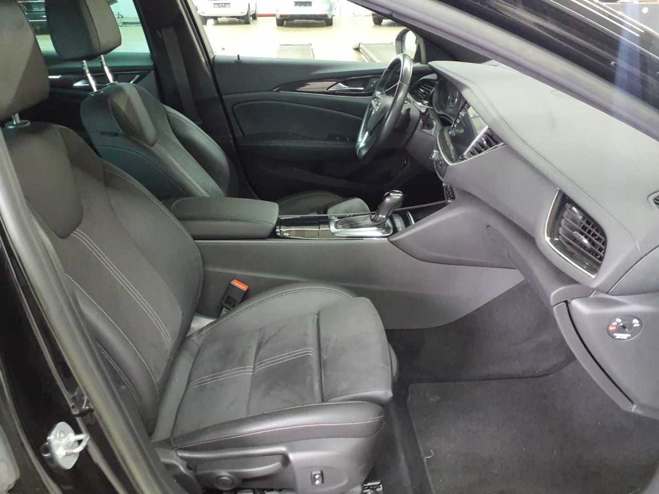 Opel Insignia Sports Tourer 2.0 Diesel 4x4 Aut. Ultimate 7