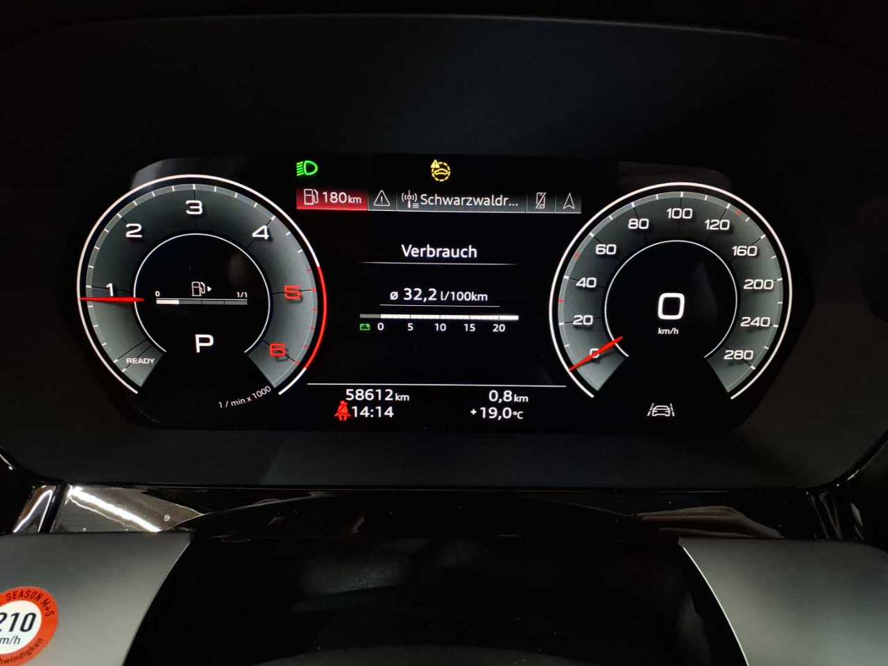 Audi A3 35 TDI Sportback S tronic S line 11
