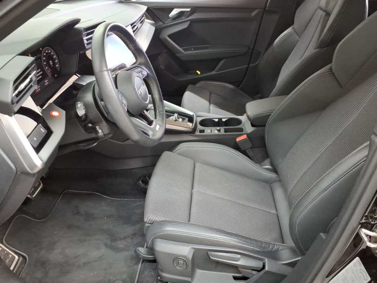 Audi A3 35 TDI Sportback S tronic S line 7