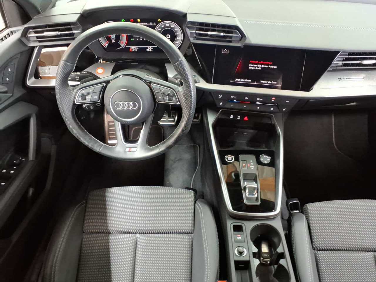Audi A3 35 TDI Sportback S tronic S line 10