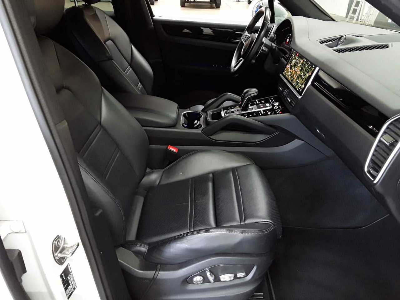 Porsche Cayenne E-Hybrid Tiptronic S 8