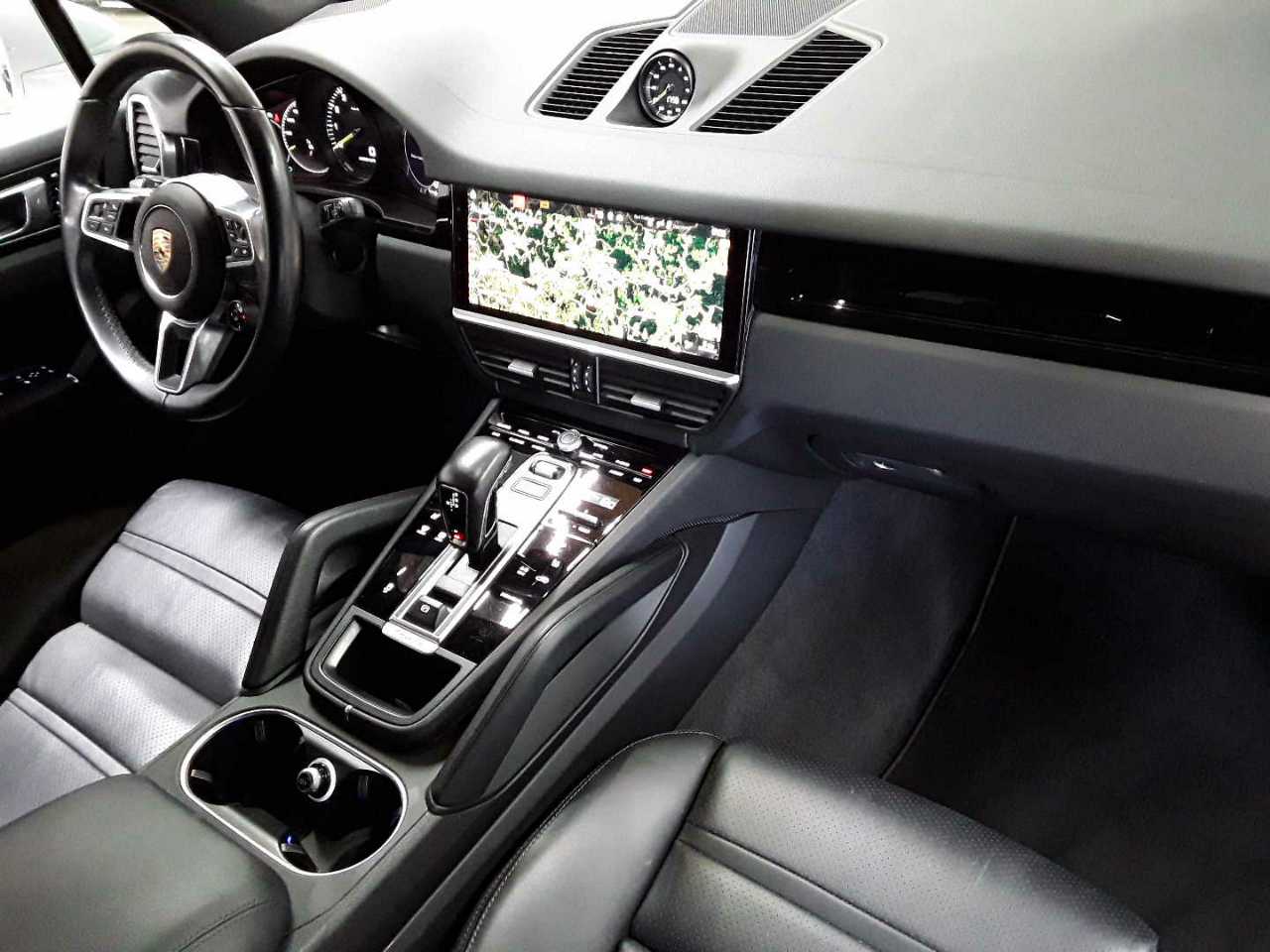 Porsche Cayenne E-Hybrid Tiptronic S 9
