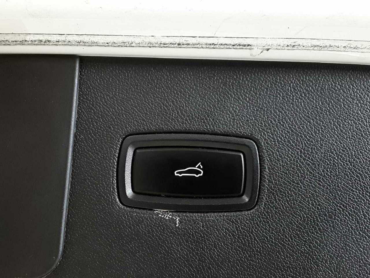 Porsche Cayenne E-Hybrid Tiptronic S 18