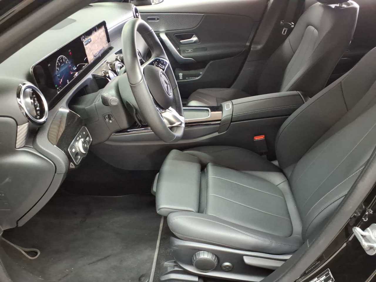 Mercedes-Benz A 180 7G-DCT Progressive Advanced 7