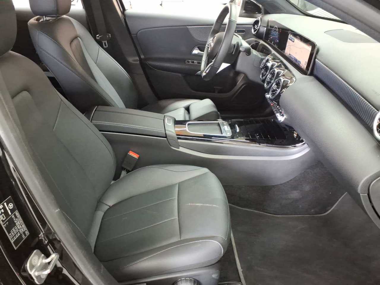 Mercedes-Benz A 180 7G-DCT Progressive Advanced 8