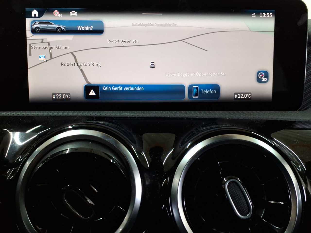 Mercedes-Benz A 180 7G-DCT Progressive Advanced 12