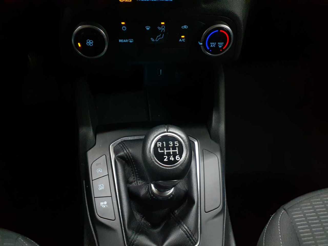 Ford Focus Turnier 1.5 EcoBlue Start-Stopp-System TREND 10