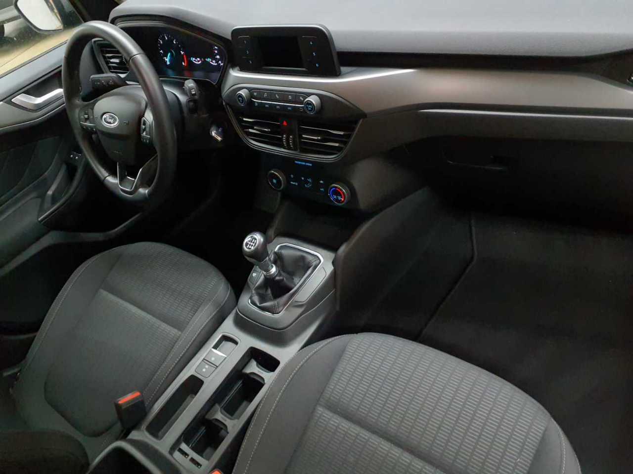 Ford Focus Turnier 1.5 EcoBlue Start-Stopp-System TREND 9