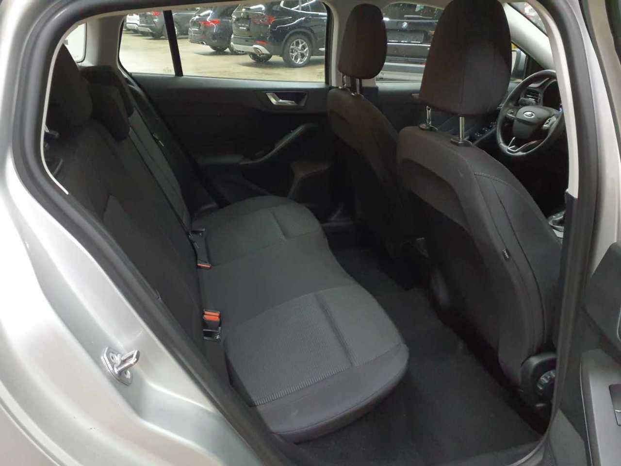 Ford Focus Turnier 1.5 EcoBlue Start-Stopp-System TREND 14