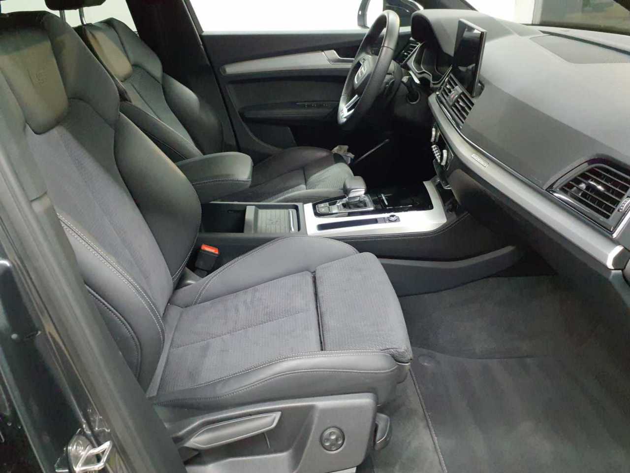 Audi Q5 40 TDI Sportback quattro S tronic S line 8