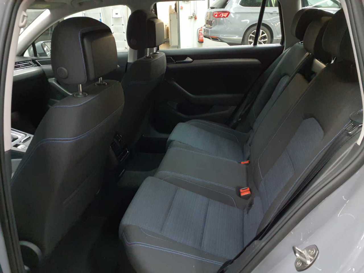 Vw Passat Variant 1.4 TSI Plug-In-Hybrid DSG GTE 13