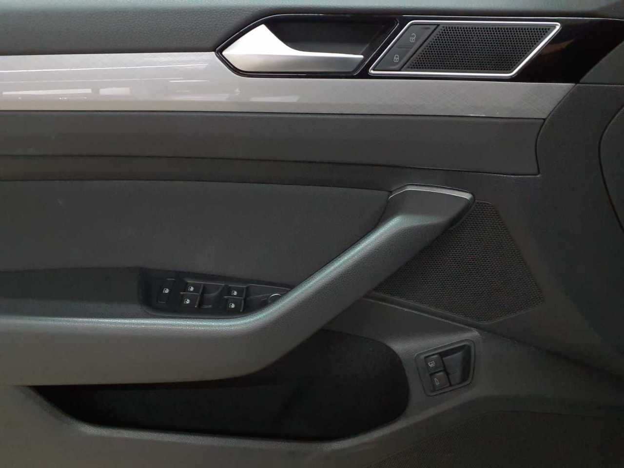 Vw Passat Variant 1.4 TSI Plug-In-Hybrid DSG GTE 18