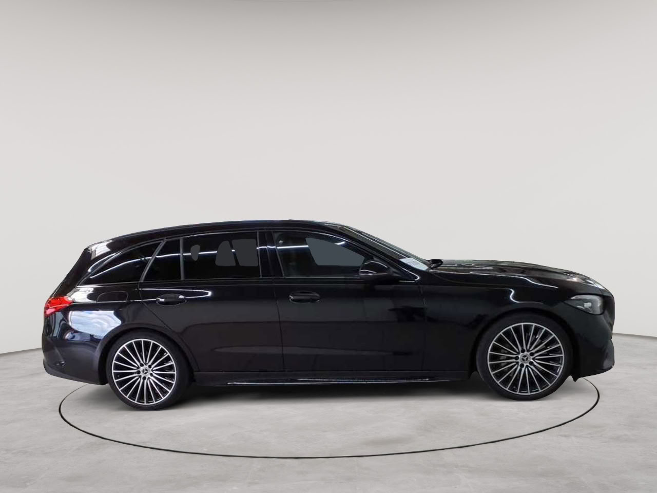 Mercedes-Benz C 180 T 9G-TRONIC AMG Line 3