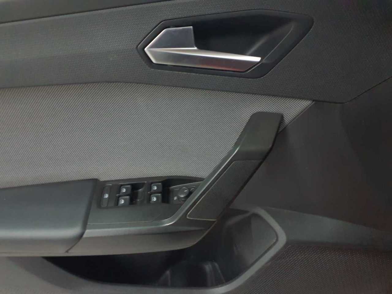 Seat Leon Sportstourer 2.0 TDI DSG Style 15