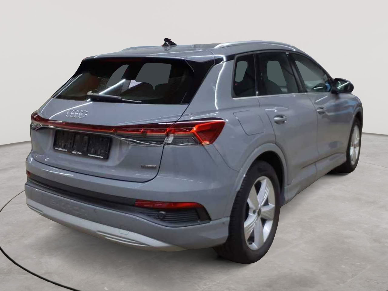 Audi Q4 e-tron 50 quattro 4