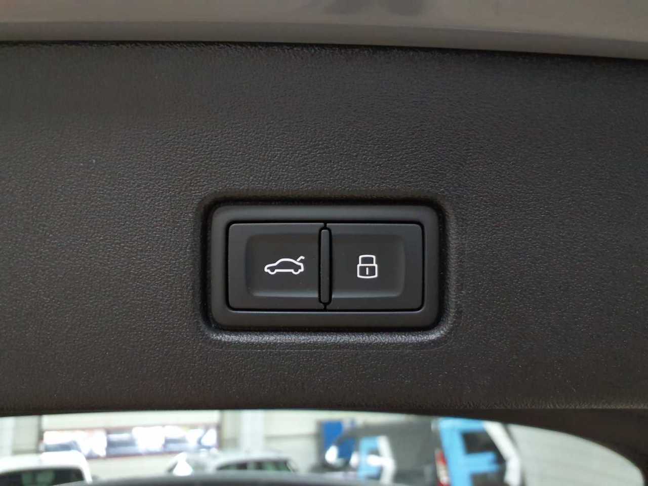 Audi Q4 e-tron 50 quattro 16