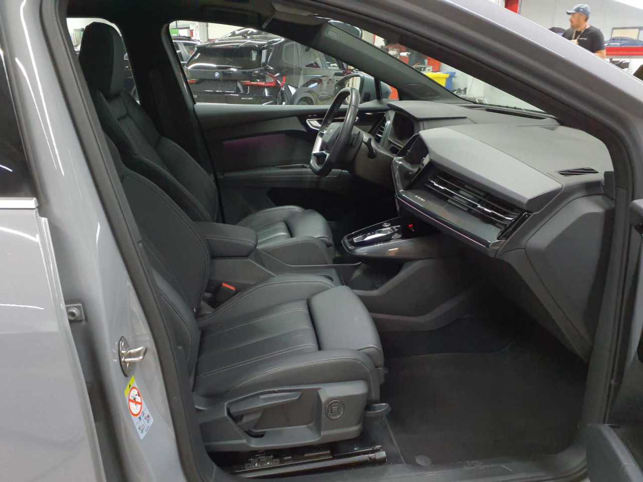 Audi Q4 e-tron 50 quattro 8