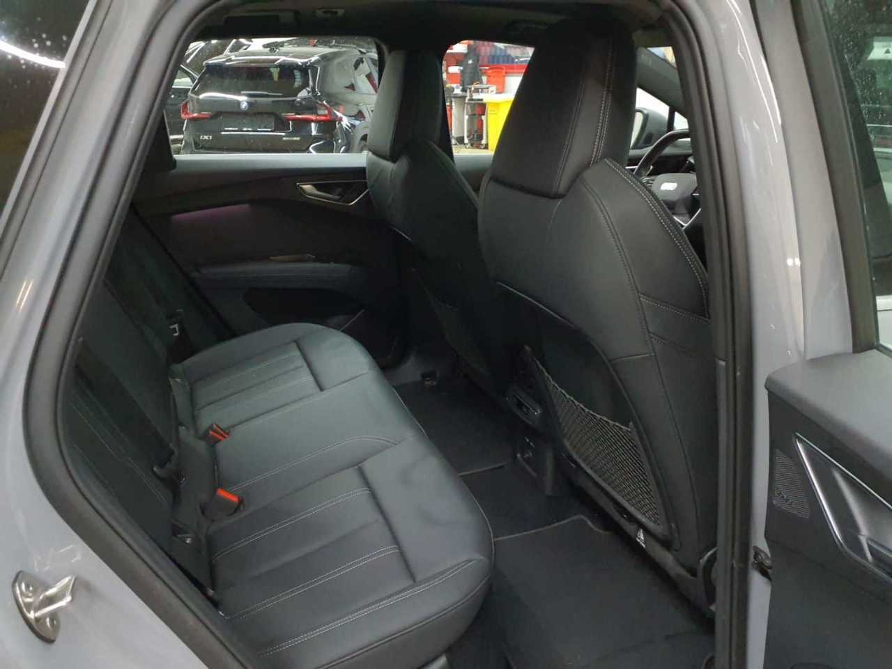 Audi Q4 e-tron 50 quattro 14