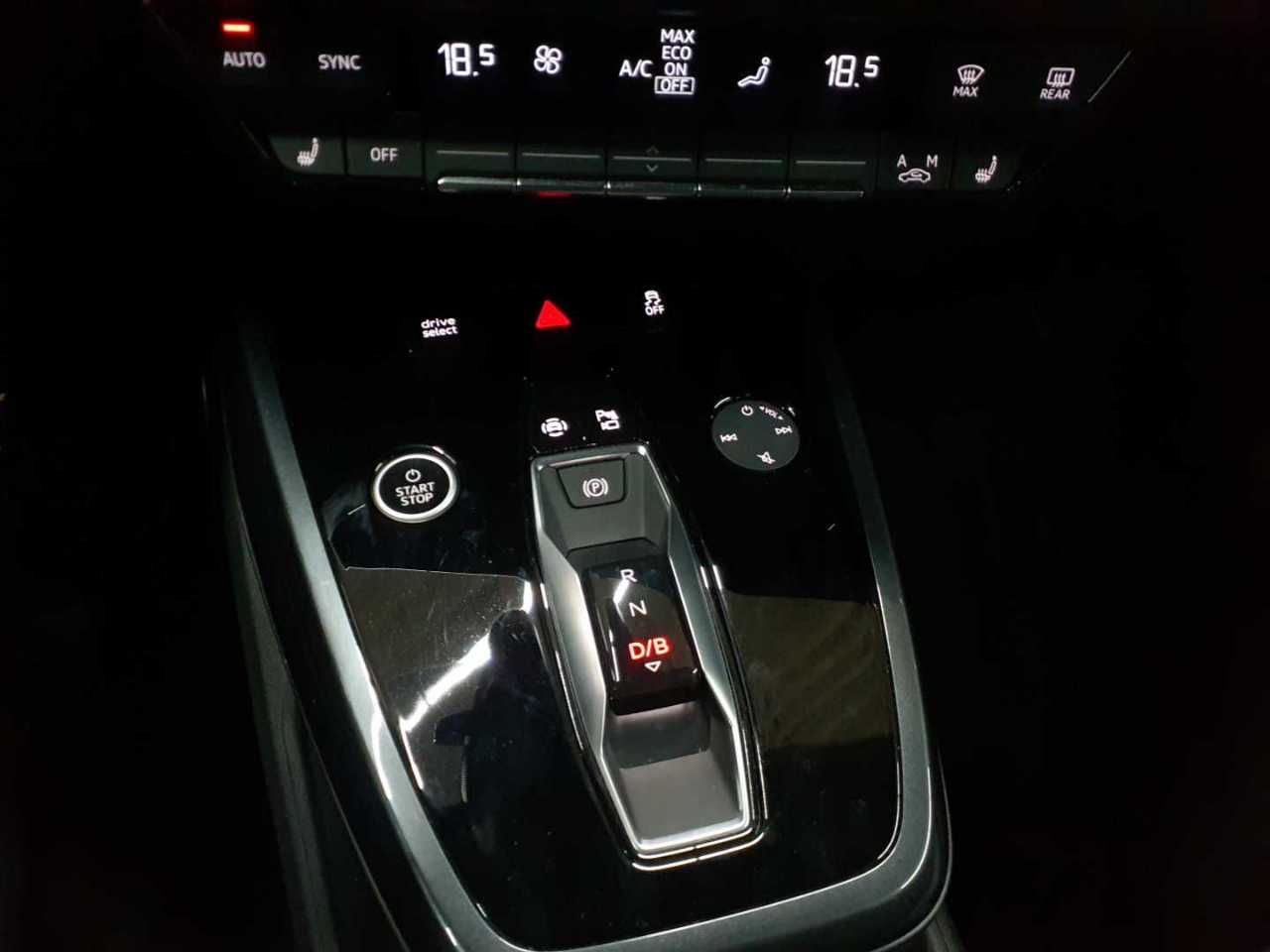 Audi Q4 e-tron 50 quattro 10