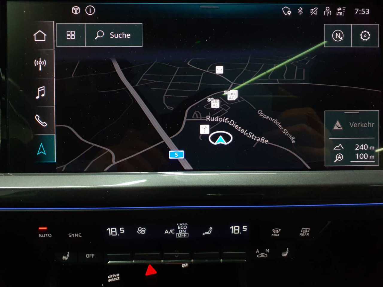 Audi Q4 e-tron 50 quattro 12