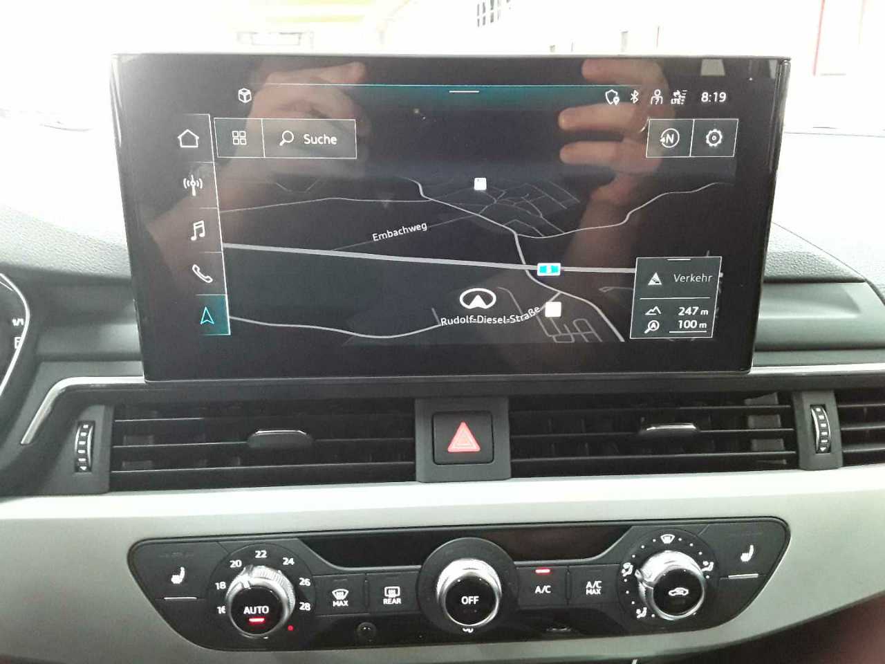 Audi A4 Avant 30 TDI S tronic 12