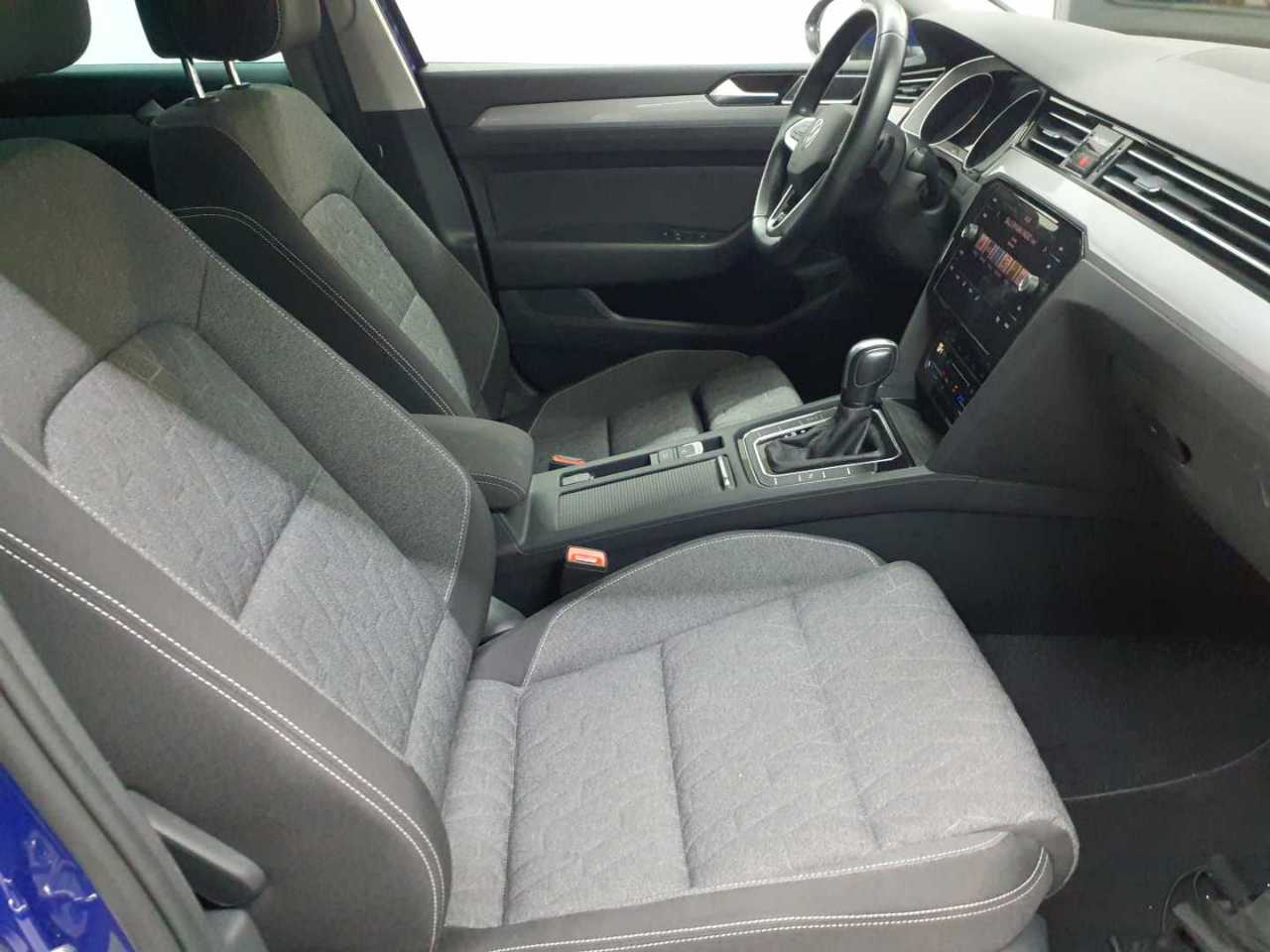 Vw Passat Variant 2.0 TDI SCR DSG Business 8