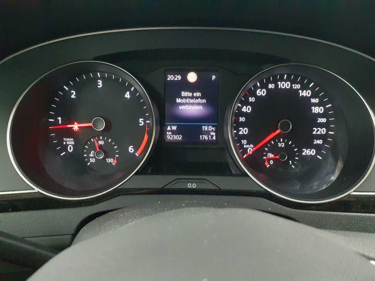 Vw Passat Variant 2.0 TDI SCR DSG Business 11