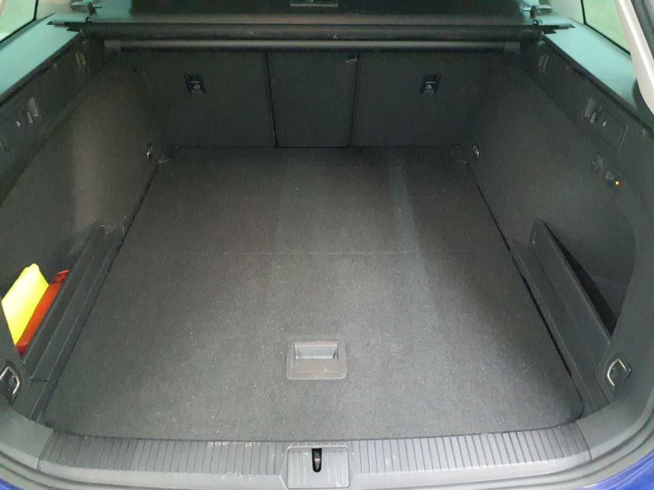 Vw Passat Variant 2.0 TDI SCR DSG Business 15