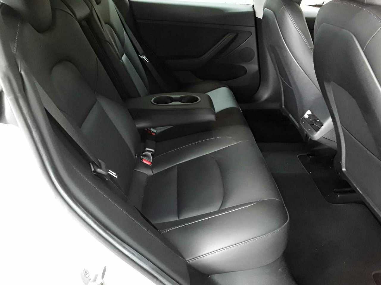 Tesla Model 3 RWD Hinterradantrieb 14