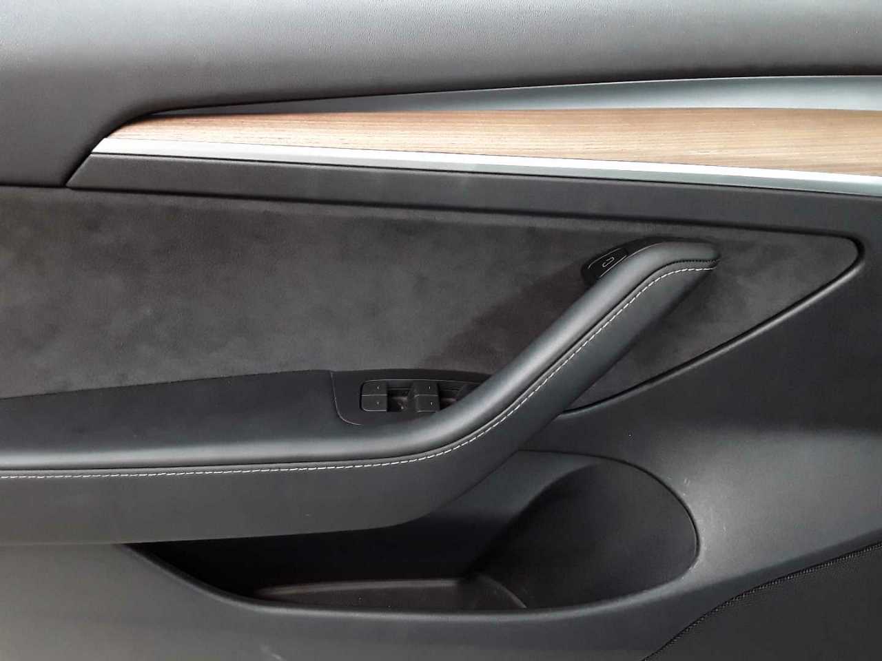 Tesla Model 3 RWD Hinterradantrieb 18
