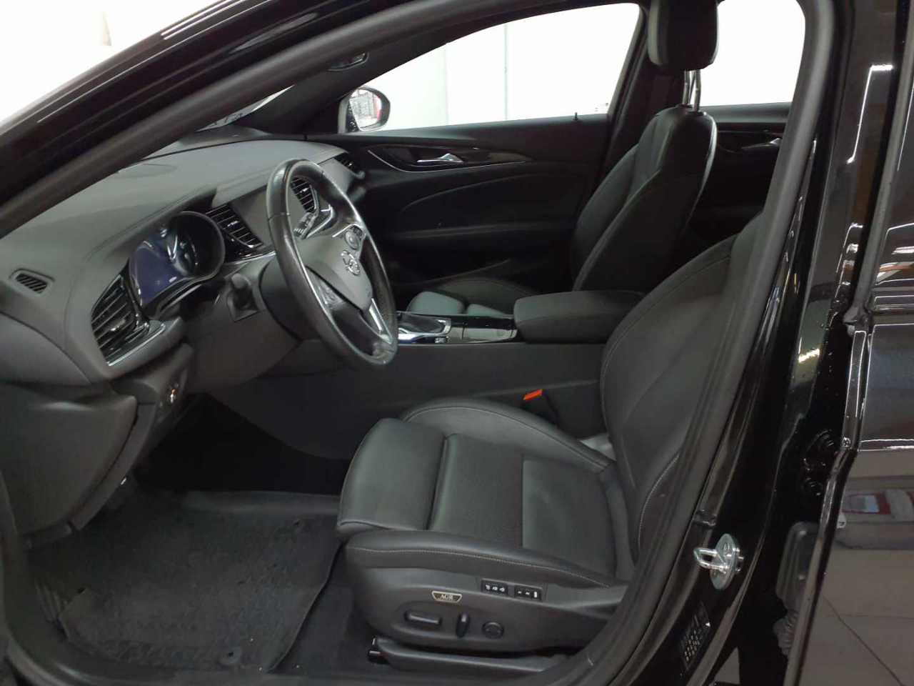 Opel Insignia Sports Tourer 2.0 Diesel Aut. Elegance 7