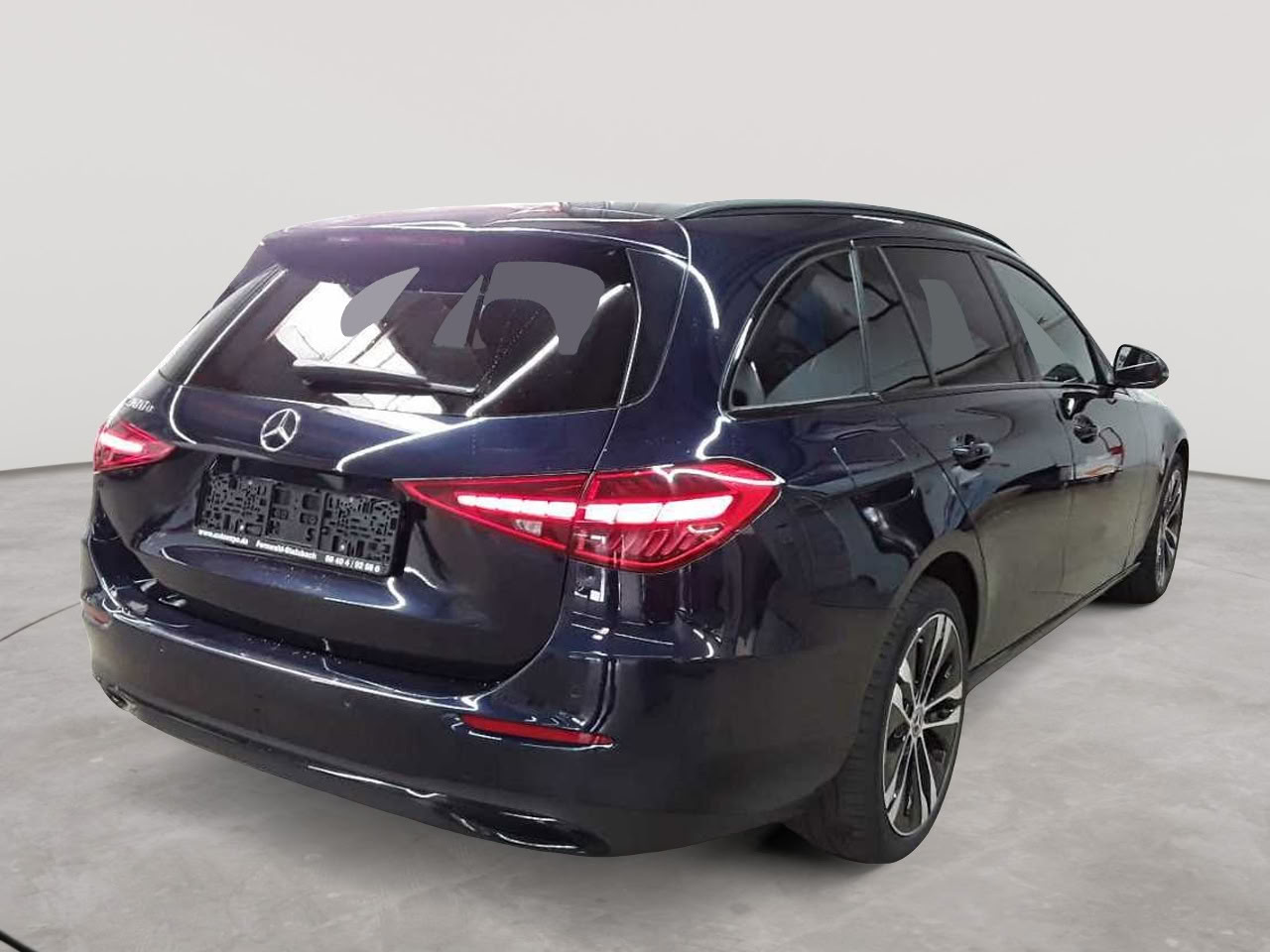 Mercedes-Benz C 300 e T 9G-TRONIC Avantgarde 4