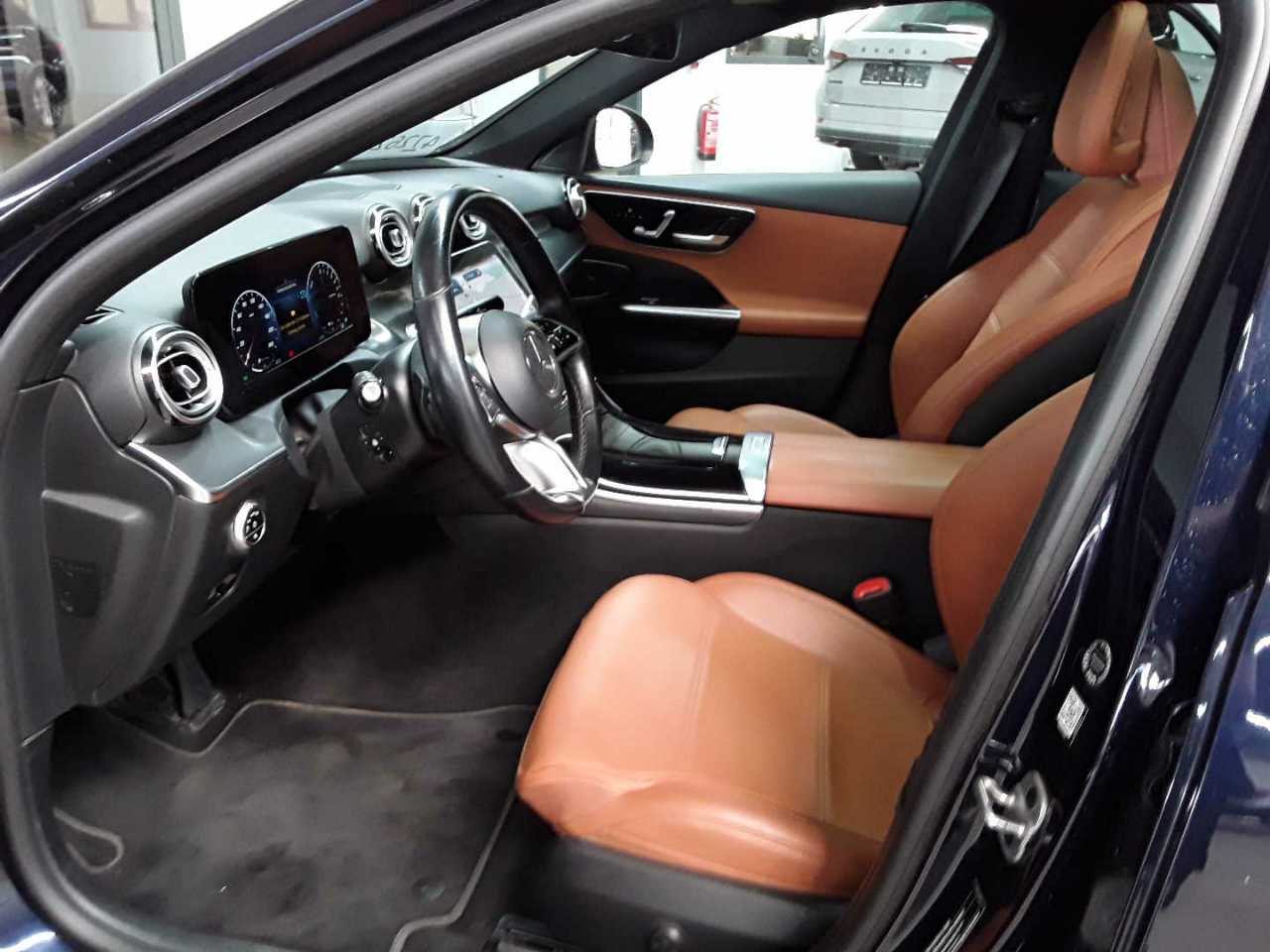 Mercedes-Benz C 300 e T 9G-TRONIC Avantgarde 7