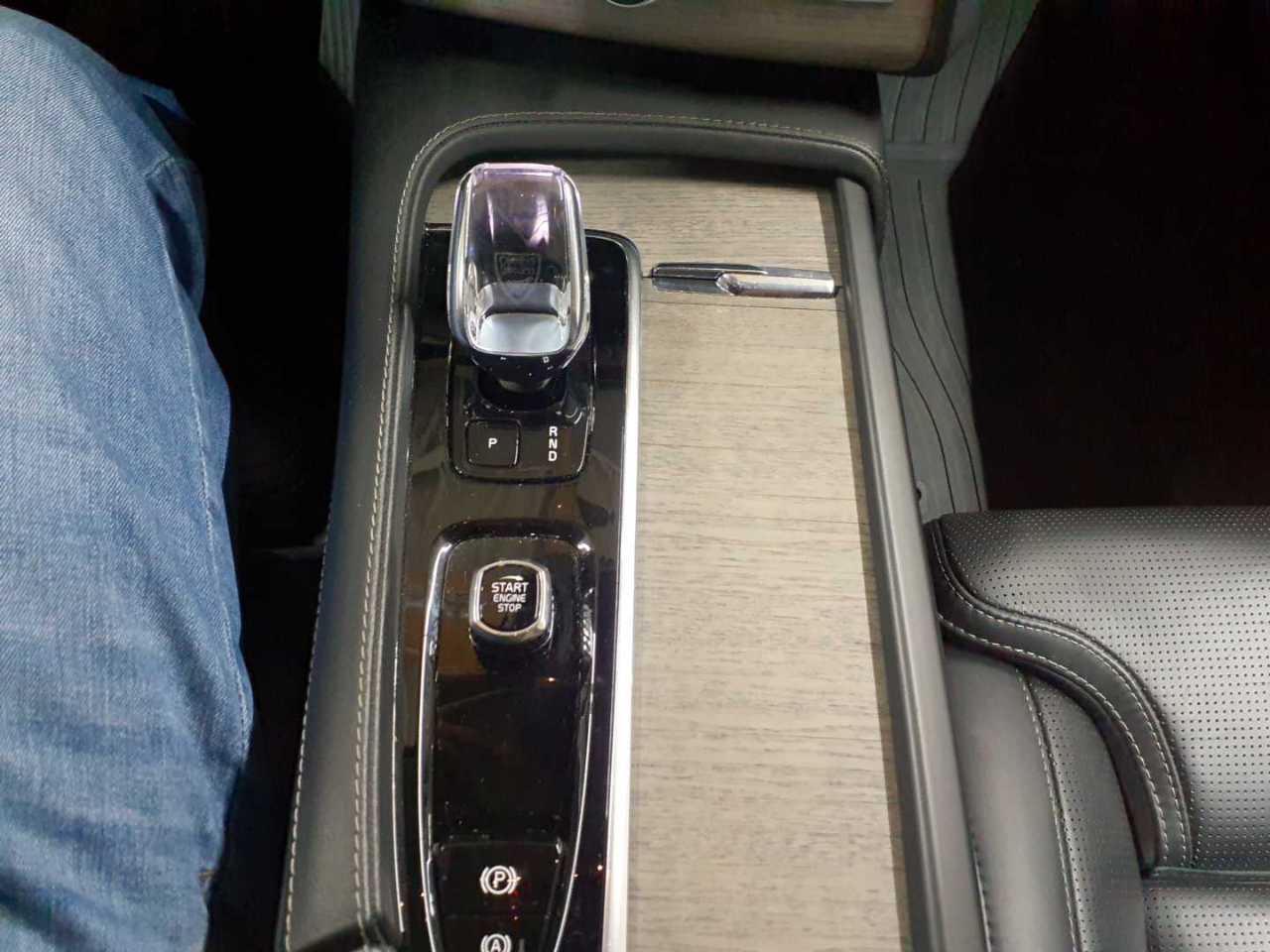 Volvo XC90 T8 AWD Recharge Plus Dark 10