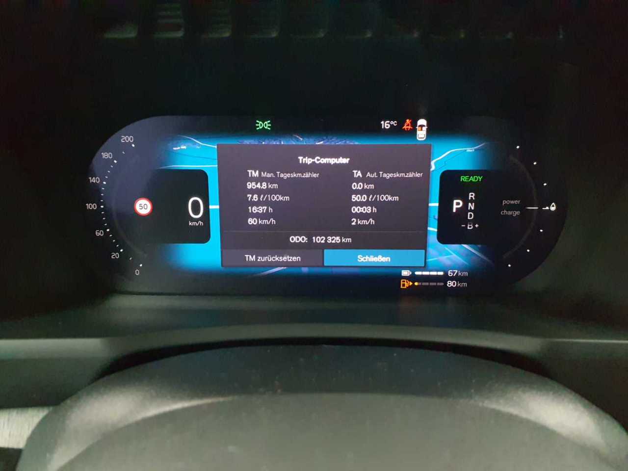 Volvo XC90 T8 AWD Recharge Plus Dark 11