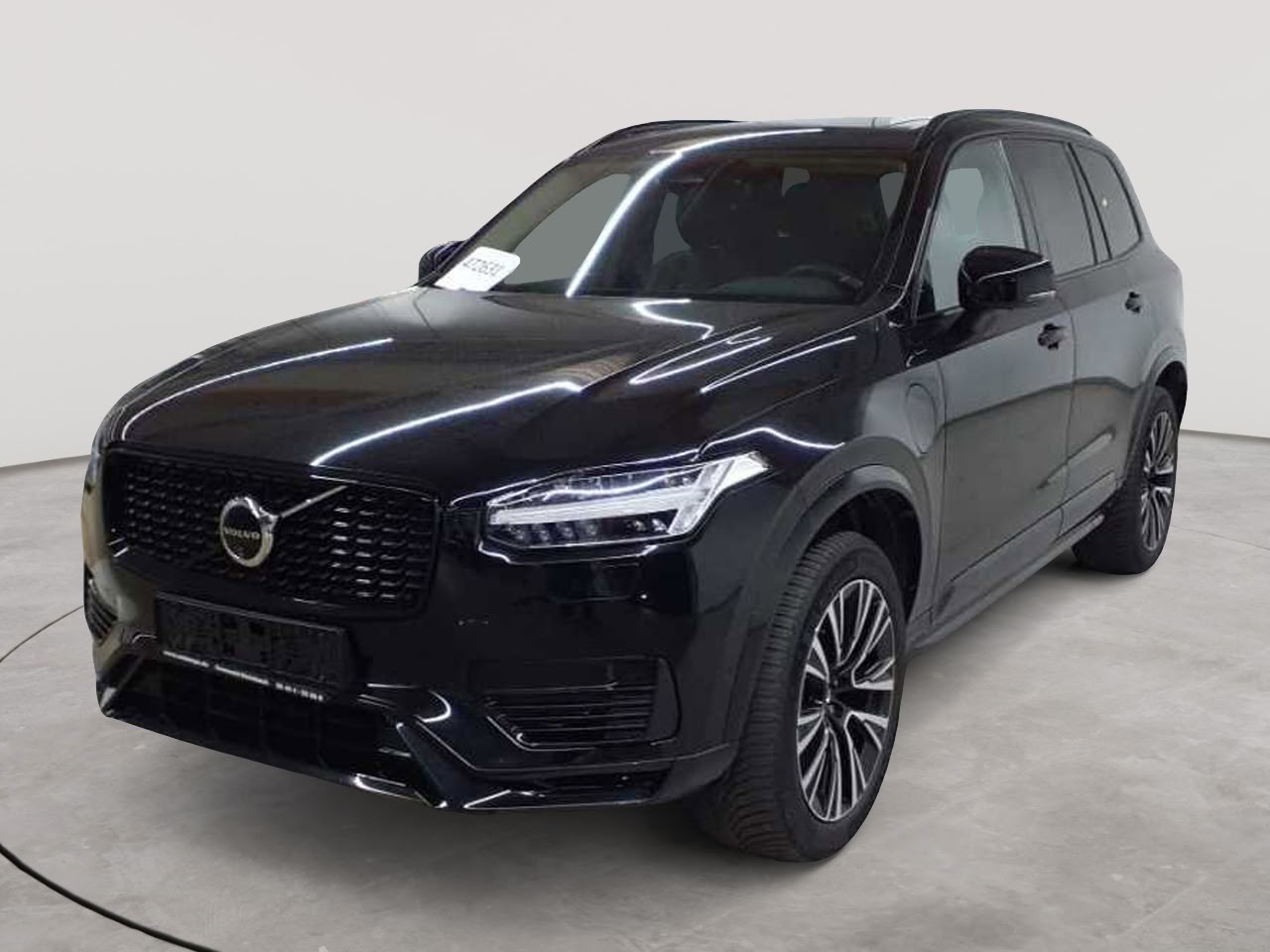 Volvo XC90 T8 AWD Recharge Plus Dark 2