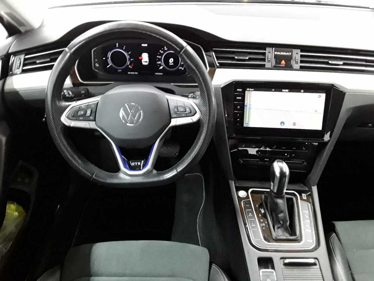 Vw Passat Variant 1.4 TSI Plug-In-Hybrid DSG GTE 10