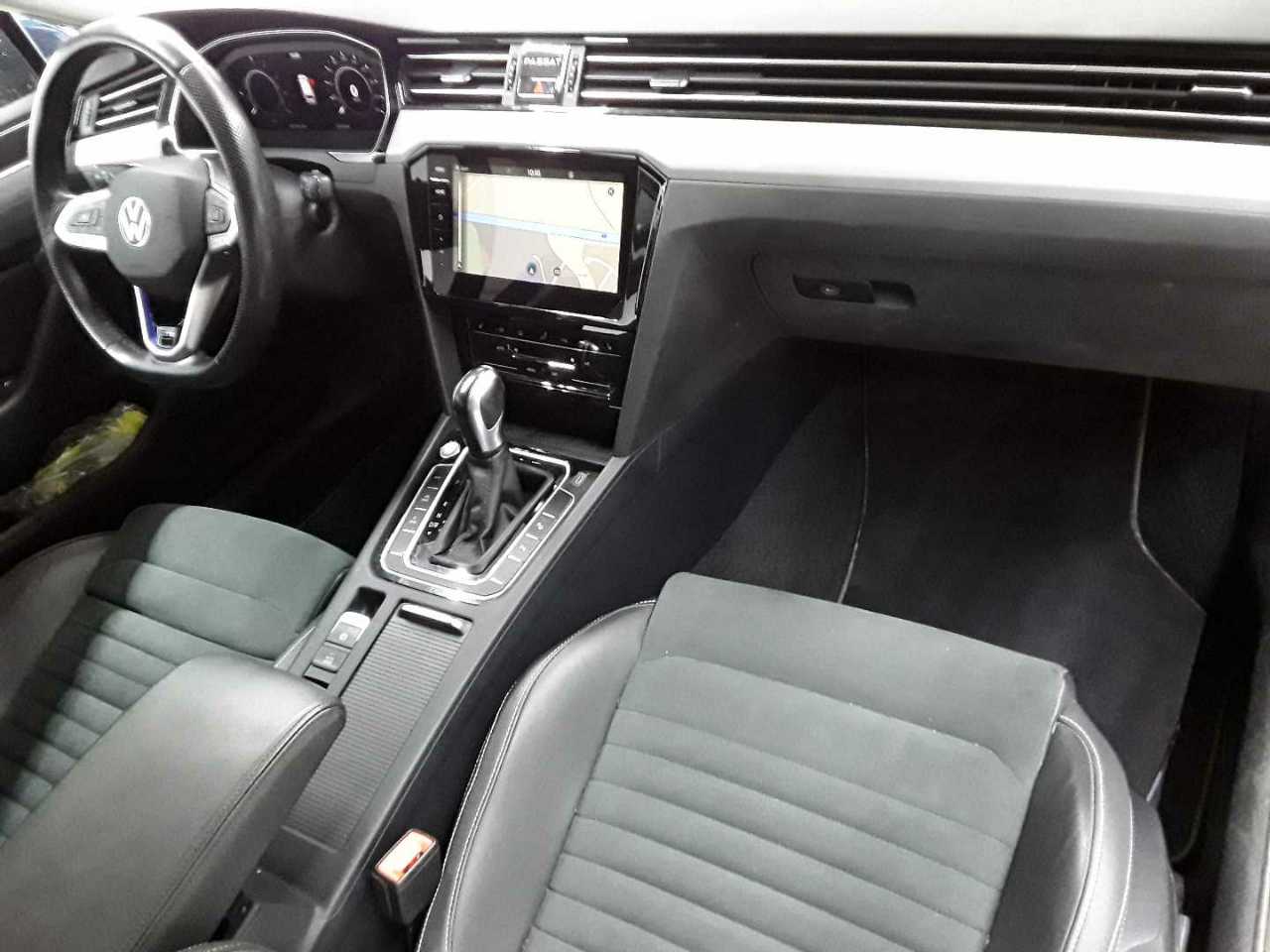 Vw Passat Variant 1.4 TSI Plug-In-Hybrid DSG GTE 9