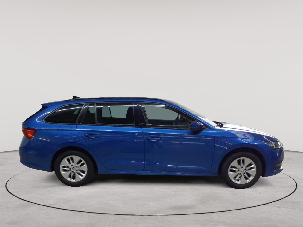 Skoda Octavia Combi 2.0 TDI DSG Ambition 3