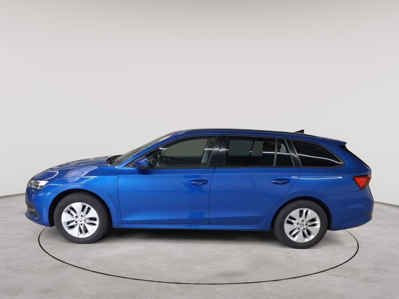 Skoda Octavia Combi 2.0 TDI DSG Ambition 6