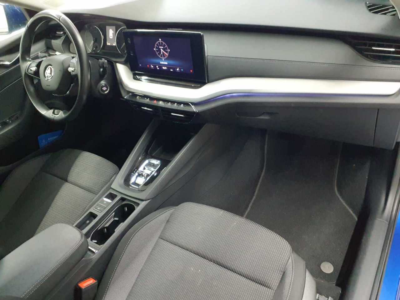 Skoda Octavia Combi 2.0 TDI DSG Ambition 9