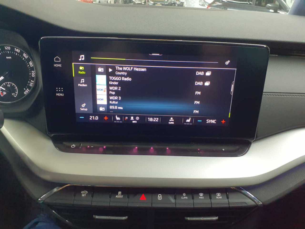 Skoda Octavia Combi 2.0 TDI DSG Ambition 12