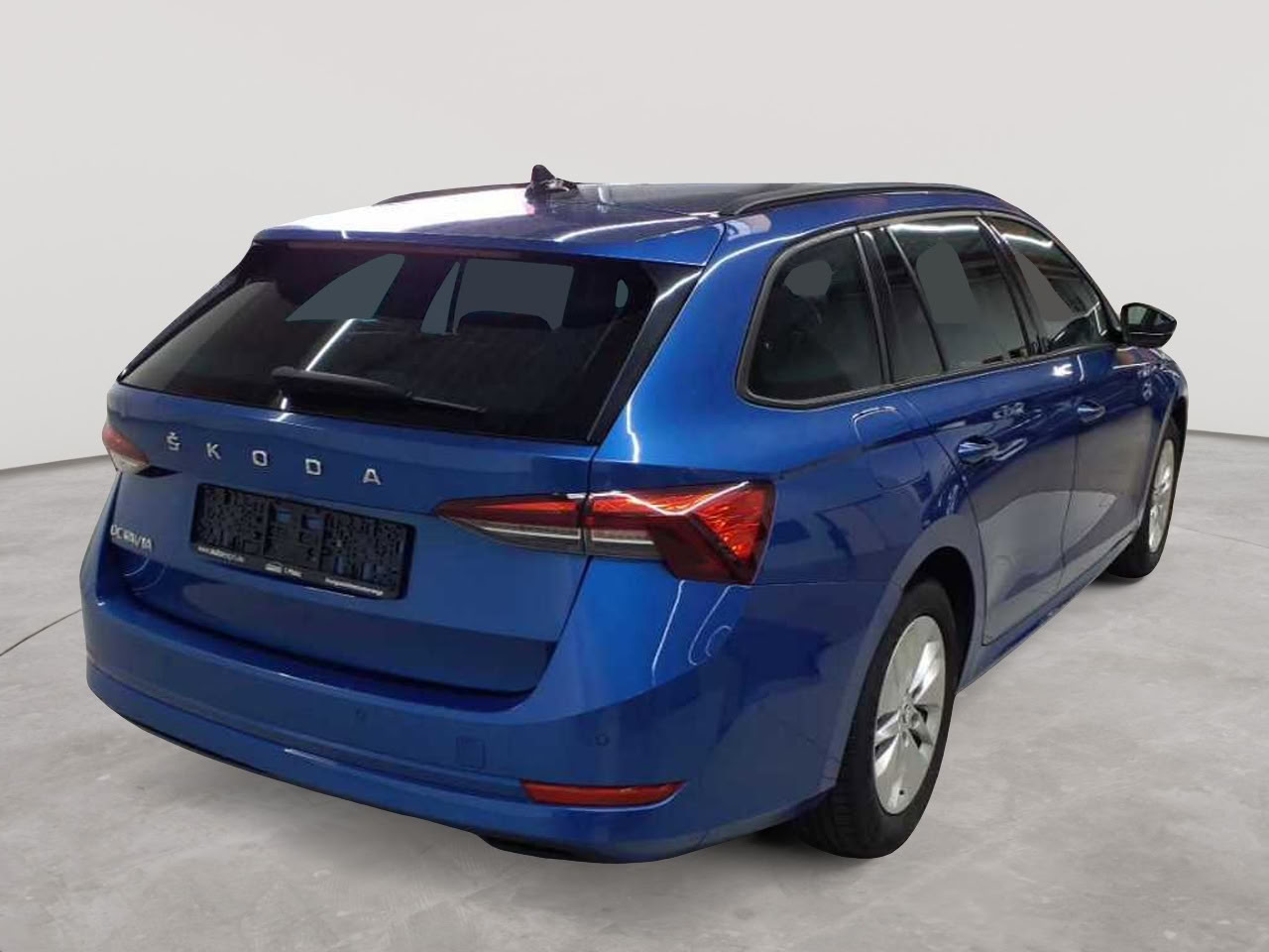 Skoda Octavia Combi 2.0 TDI DSG Ambition 4