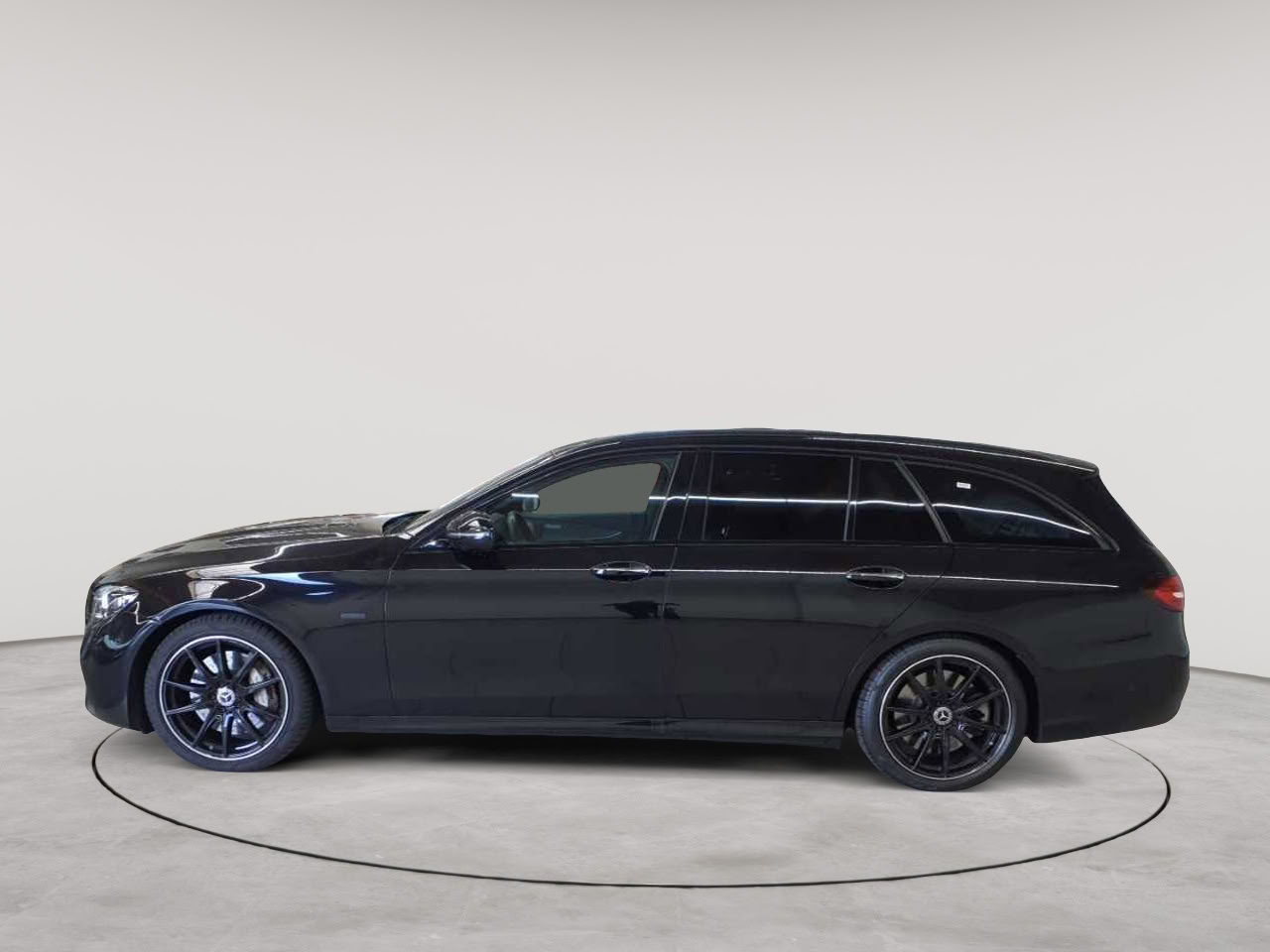 Mercedes-Benz E 450 4Matic T 9G-TRONIC Night Edition 6