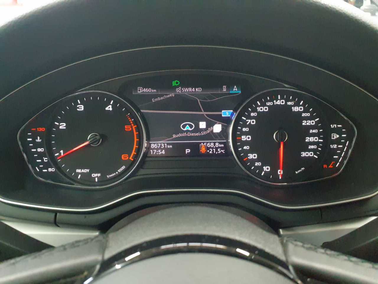 Audi A4 Avant 35 TDI S tronic 11