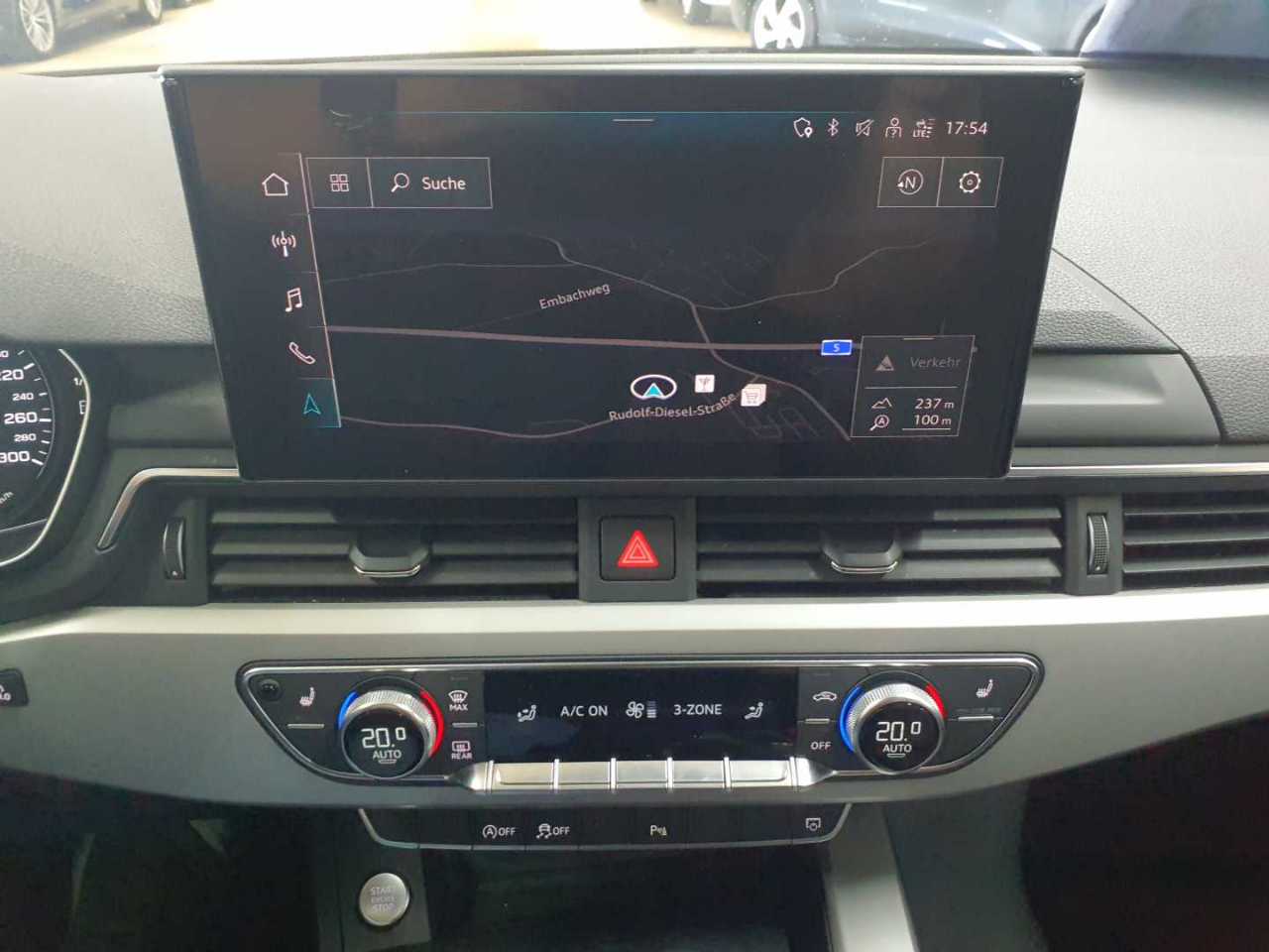 Audi A4 Avant 35 TDI S tronic 12