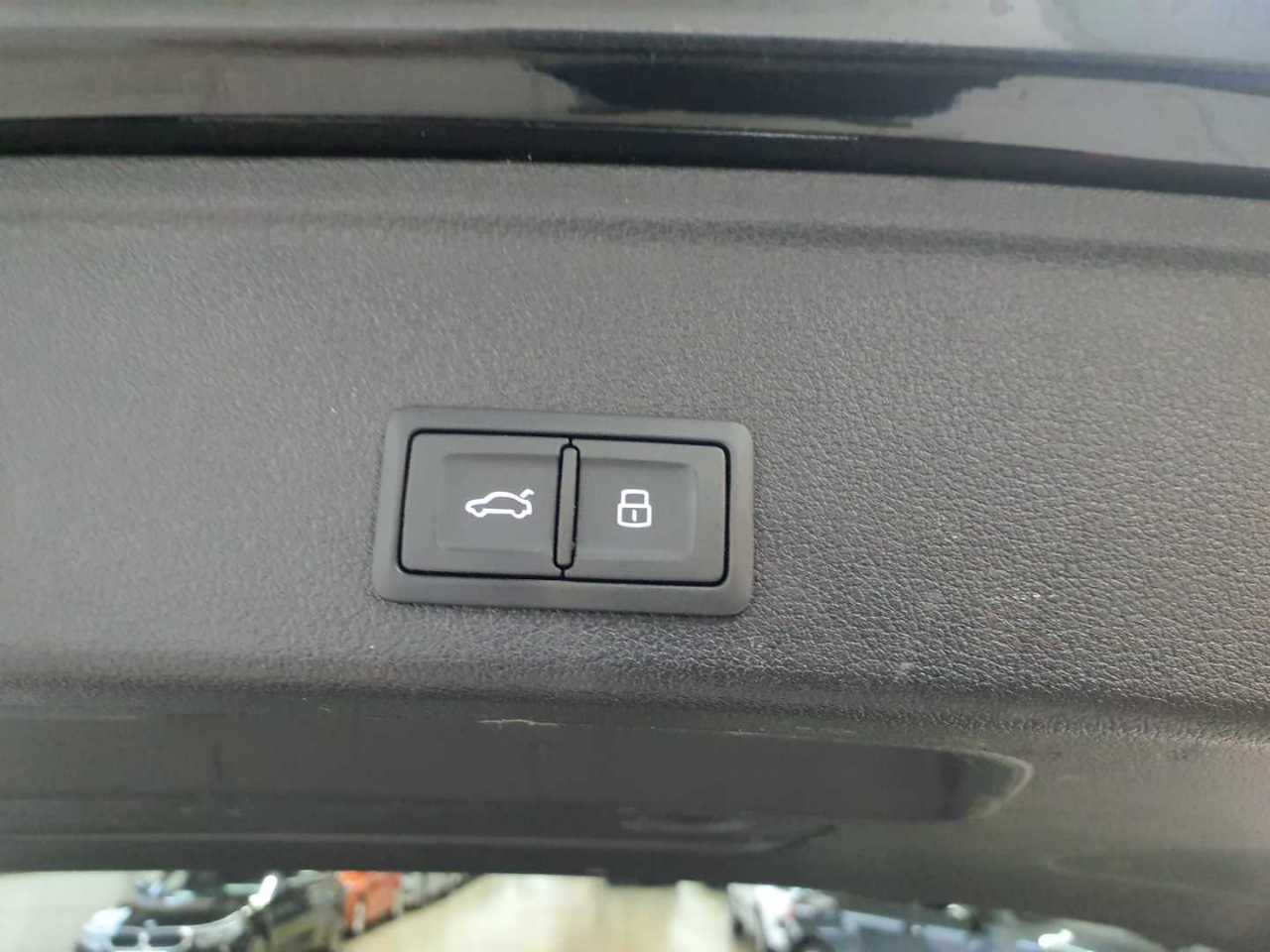 Audi A4 Avant 35 TDI S tronic 16