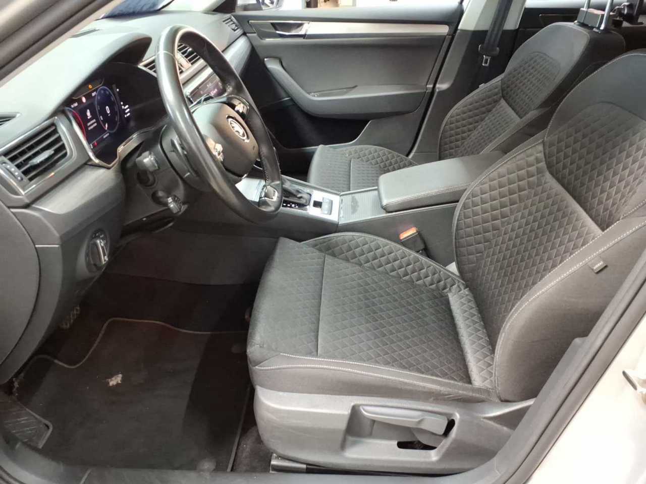 Skoda Superb Combi 2.0 TDI 4x4 DSG Ambition 3